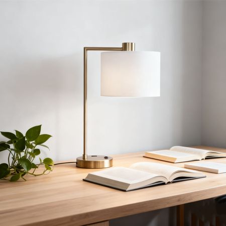 Lámpara Mesa Stan Dorada