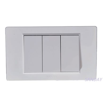 INTERRUPTOR CONMUTADOR DE 3 VIAS TRIPLE PLACA BLANCA Y DADOS BLANCOS SANDAY
