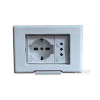 TAPA A PRUEBA DE AGUA CON TOMACORRIENTE DOBLE SCHUKO Y 3 EN LINEA TAPA BLANCA Y DADO BLANCO SANDAY