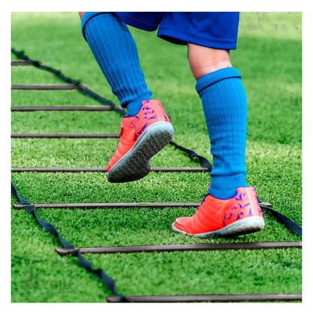 Escalera Duradera y Estable en Tono Negro Y+Agendita