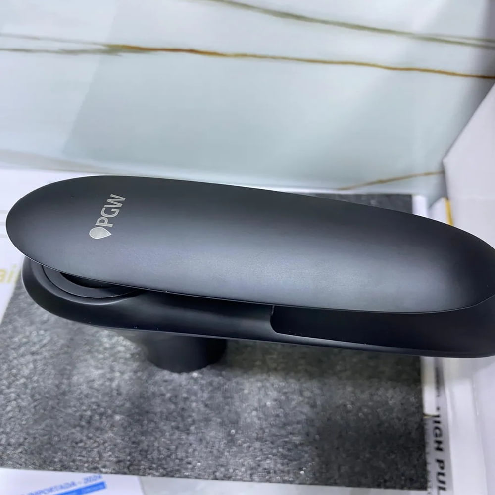 Grifo Premium catarata - FrioCaliente - Para baño - Negro pulido