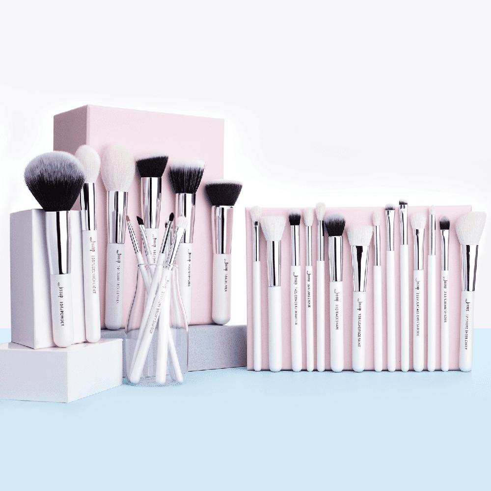 BROCHAS DE MAQUILLAJE T235