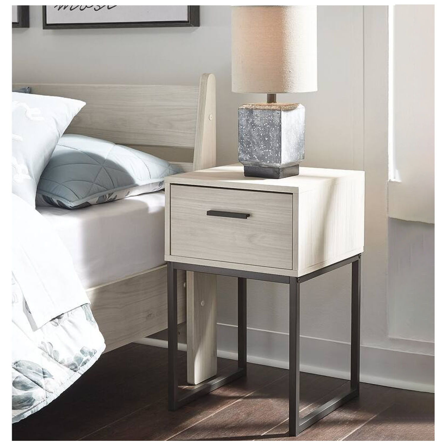 Velador Industrial Gerónima Ventitas Home Niebla