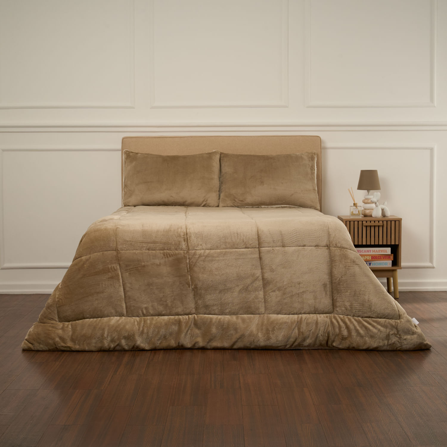 Edredon Pv26 Flannel Sherpa V1/V4 Avellana 1.5 Plazas.