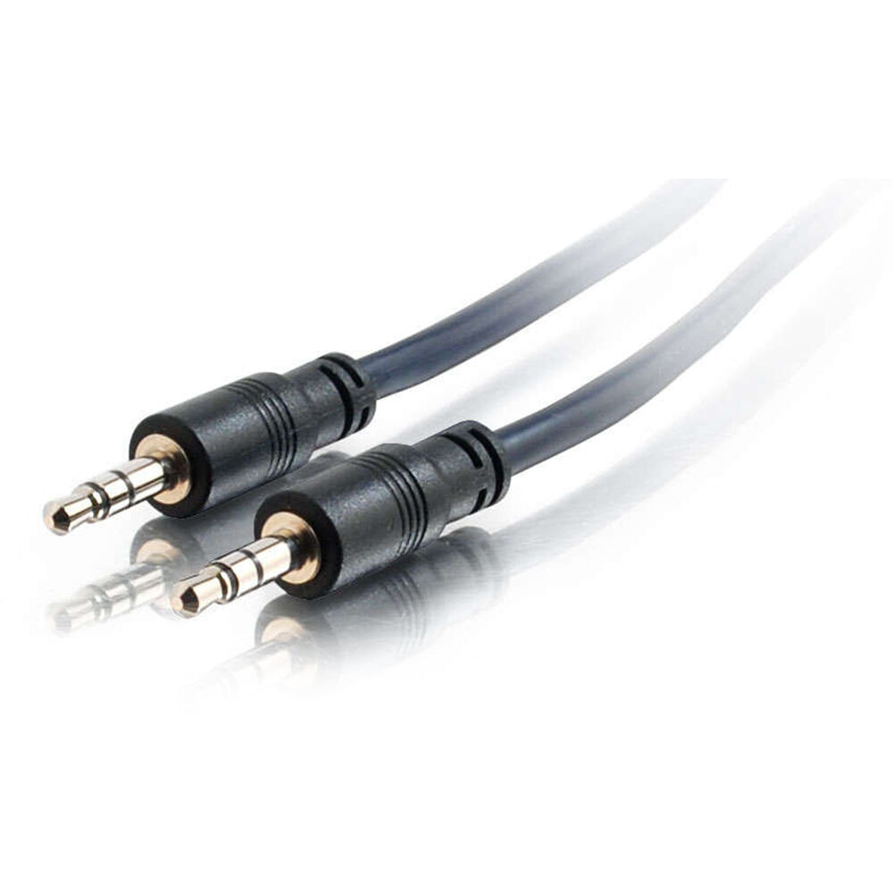 Cable de Audio Estéreo C2G de 3.5mm con Conectores de Bajo Perfil (15') - Ideal para Instalaciones d