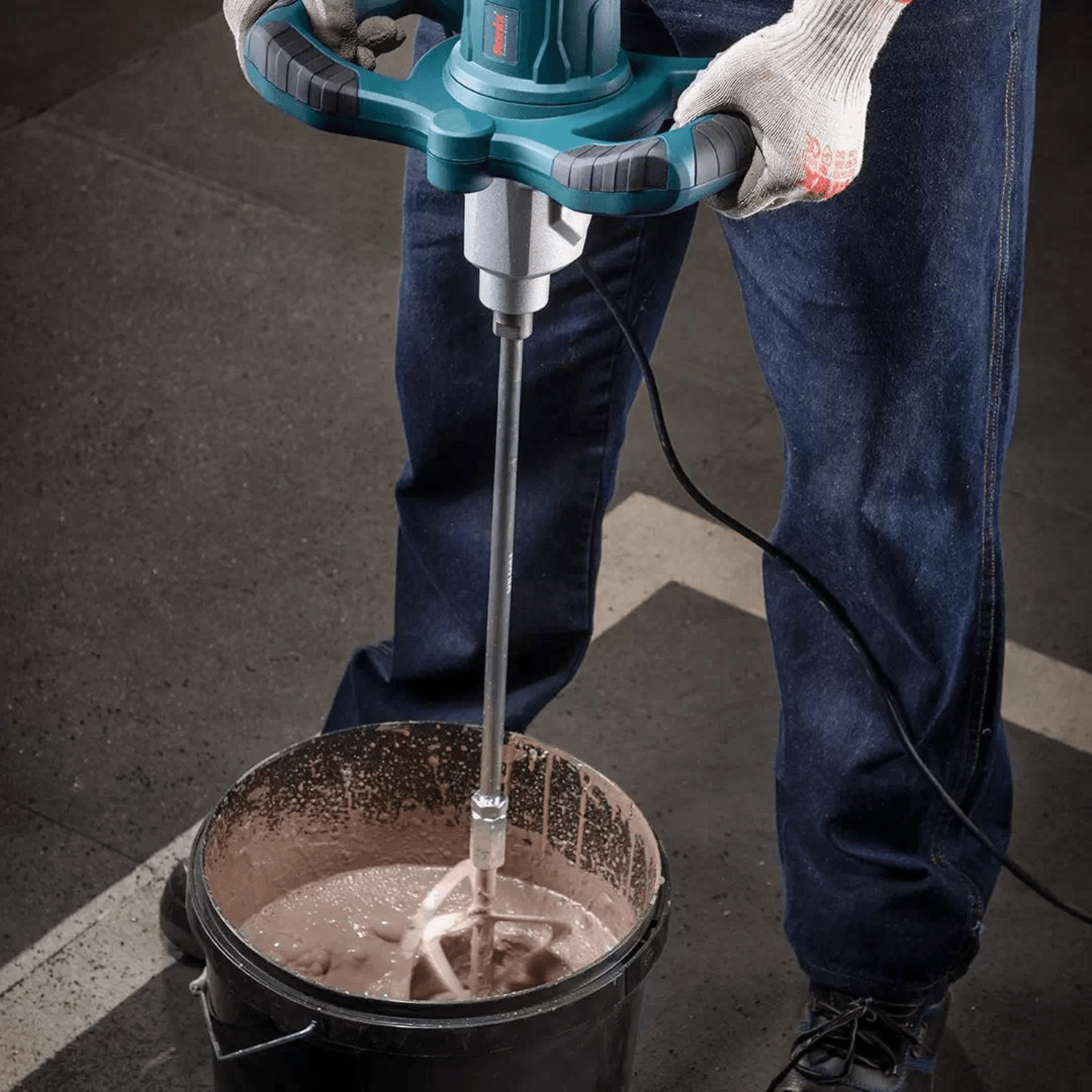 Mezcladora de Pintura y Cemento 1300W RONIX 2410