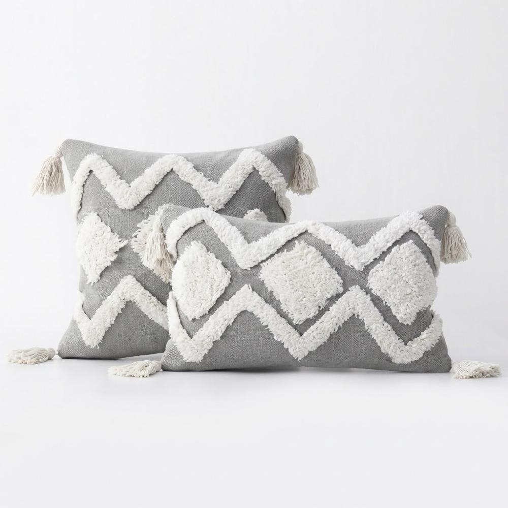 Set De 02 Cojines Boho Plata Borlas 45x45 cm Y 30x50 cm