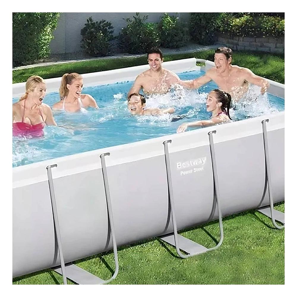 Alberca Familiar de Gran Formato para Patios Espaciosos Y+Post It