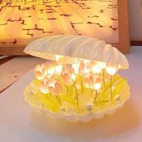Luz nocturna de tulipán Almeja