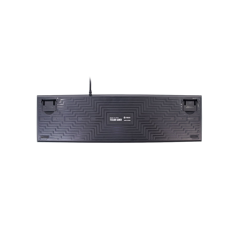 Teclado gamer TEROS TE-4074G RGB en negro con conexión USB 2.0, ideal para jugadores exigentes