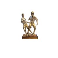 Figura Decorativa Deportiva Escultura de Futbol - Adorno Elegante para Sala Regalo Ideal