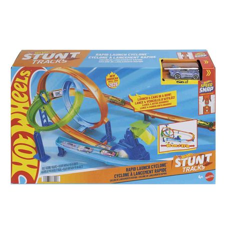 Pista de Carreras HOT WHEELS Acrobacias Lanza y Choca