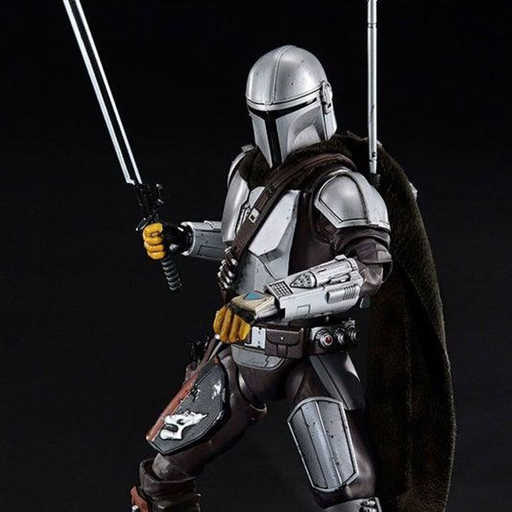 The Mandalorian Beskar Armor Model Kit 1-12