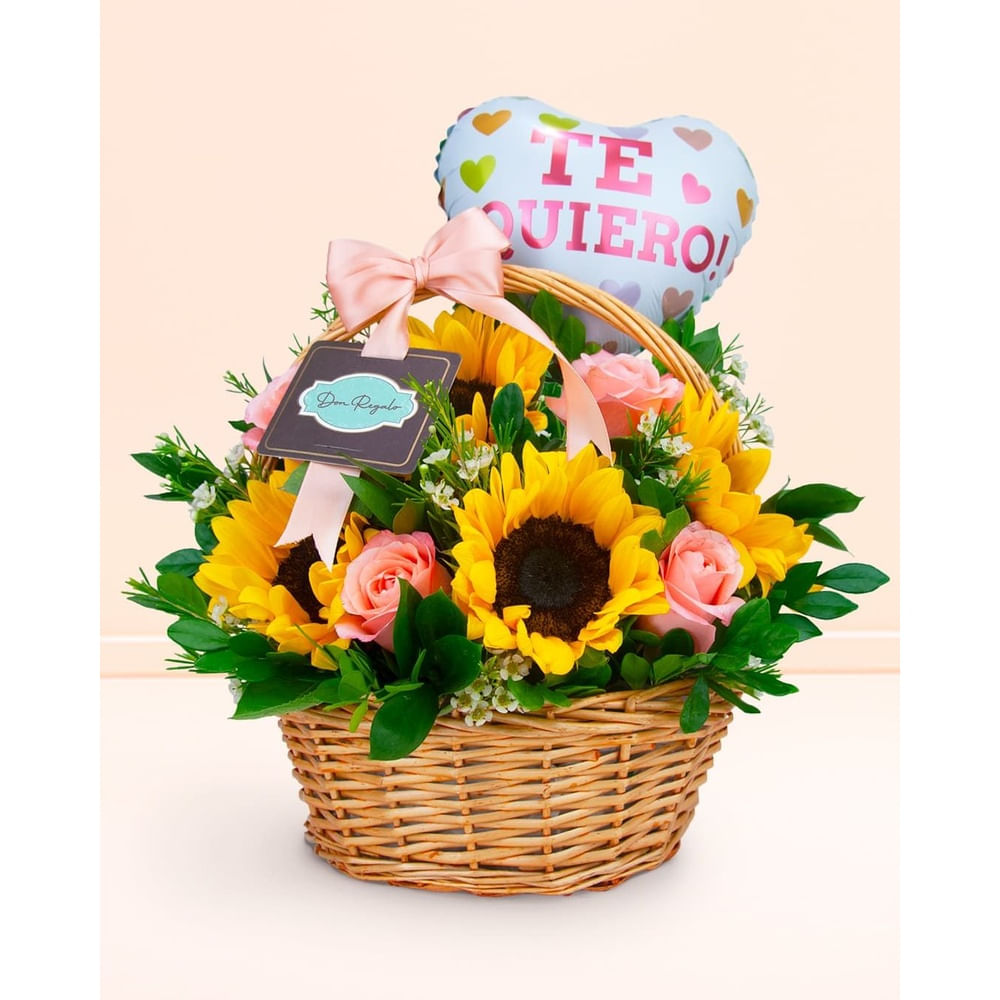 Canasta de Girasoles y Rosas