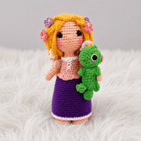 Rapunzel con Pascal Princesa - Peluche - Amigurumi
