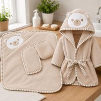 Set de Baño de Bebé con Toalla Salida de Baño Manopla y Babita - Beige