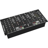 Behringer VMX1000USB Mezclador DJ Rackmount de 7 Canales con Interfaz USB, Contador BPM y