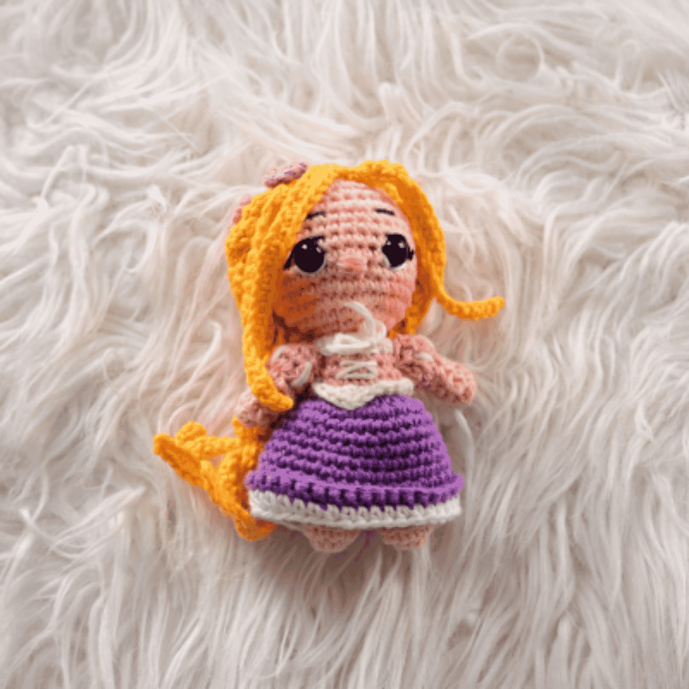 Amigurumi rapunzel pequeña