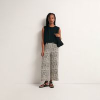 Polo Mujer Sfera Fluido Estampado Boto Blanco Crudo
