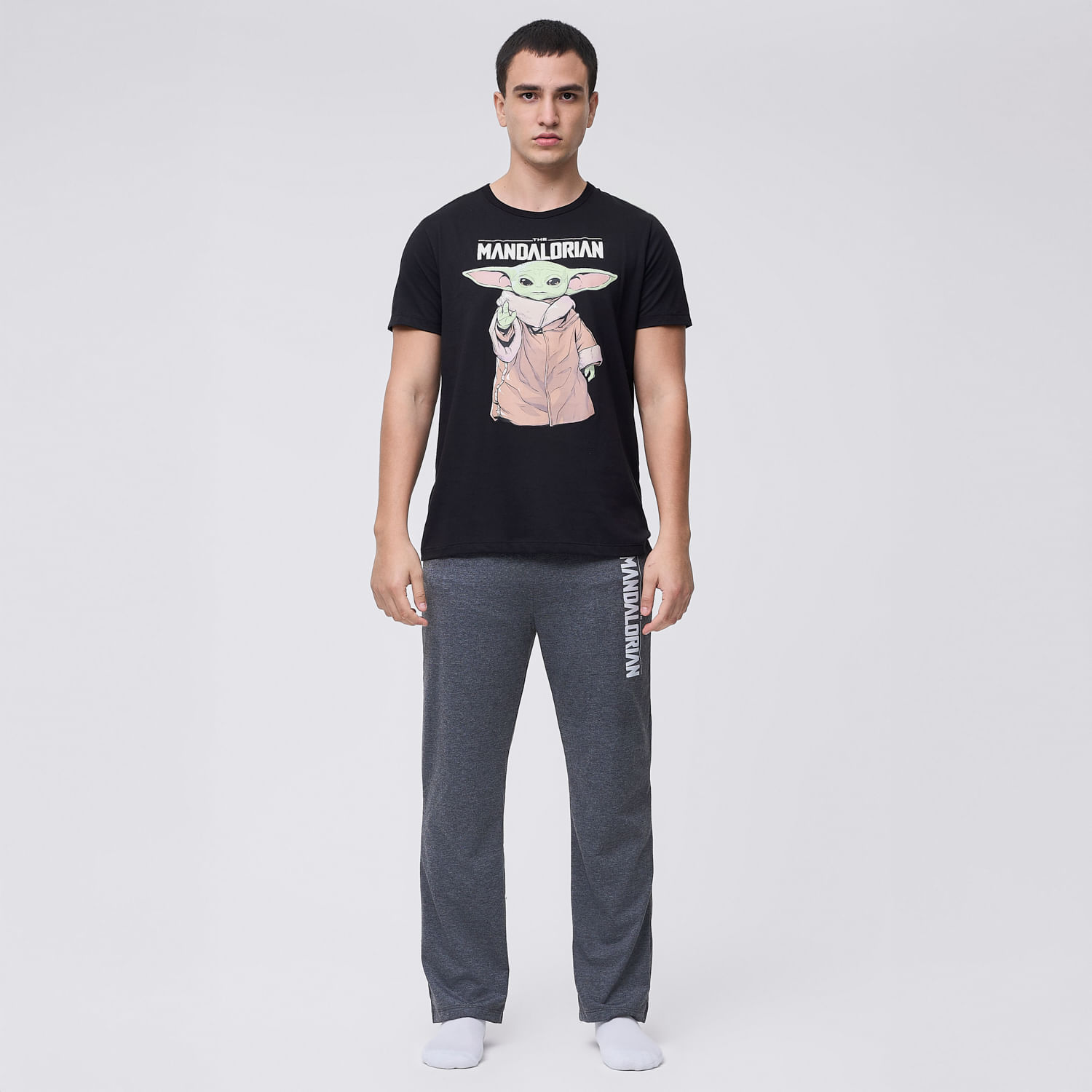 Pijama Hombre Polo Manga Corta + Pantalón Mandalorian Hypnotic Negro Talla L