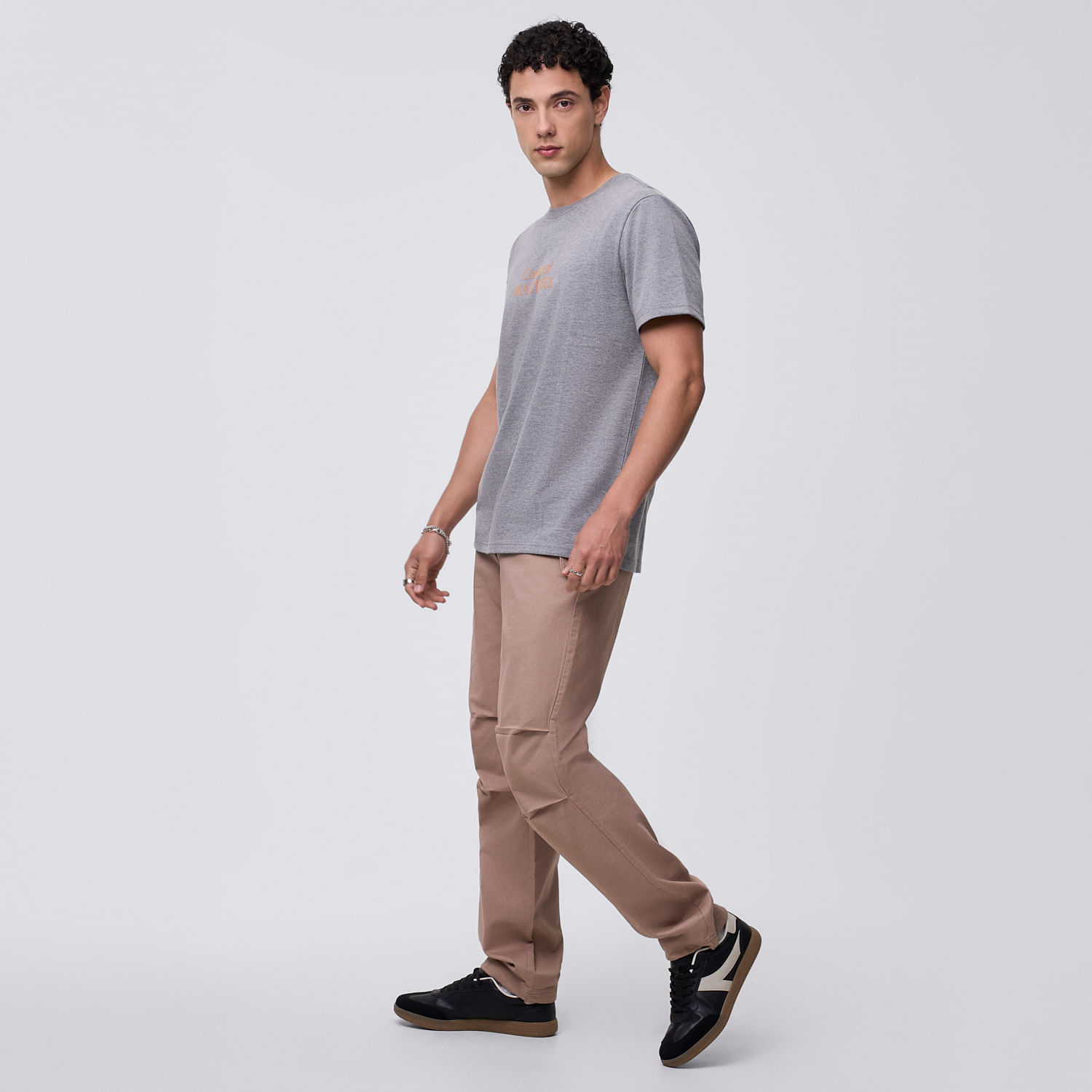 Pantalón Hombre Pliegues Hypnotic Avellana Talla XL
