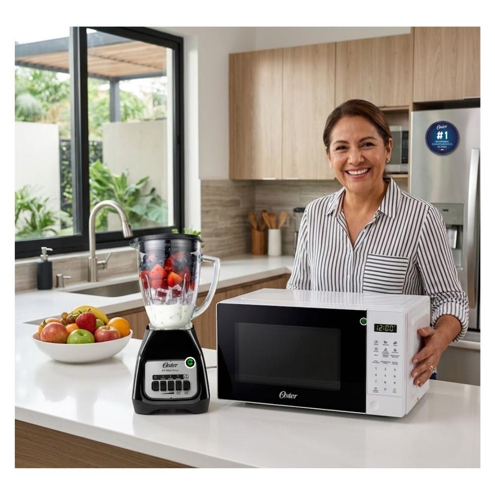 Combo Horno Microondas Digital 20 litros POGGE2701 y Licuadora 1.5 Litros BLSTKAG-BPB