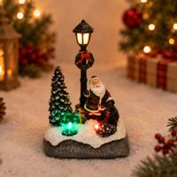 Mini Villa Navideña Iluminada con Farol y Santa