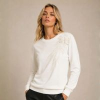 Chompa Mujer Cuello Redondo con Diseño Bordado de Flores - Blanco