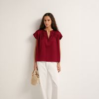 Blusa Mujer Sfera Satinado Pico Burdeos