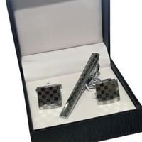 KIT GEMELOS Y PISA CORBATA PLATEADO CON CUADROS CAJA DE REGALO