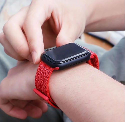 Correa de Nylon Con Pega Pega Color Rojo Compatible con Apple watch 42/44 Mm