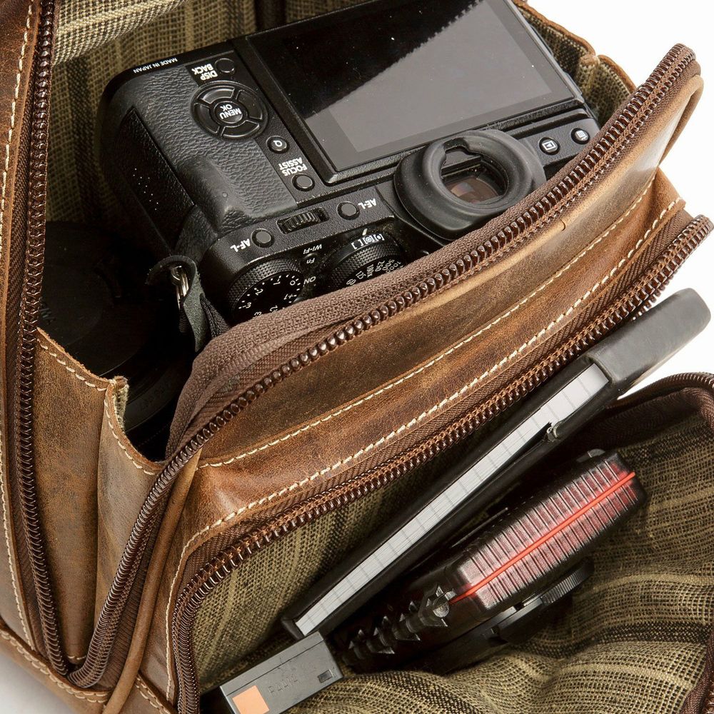 Gillis London Trafalgar HandsFree Leather Camera Bag (Brown